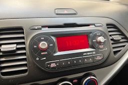 musta Kia Picanto 2012 kuva 14.