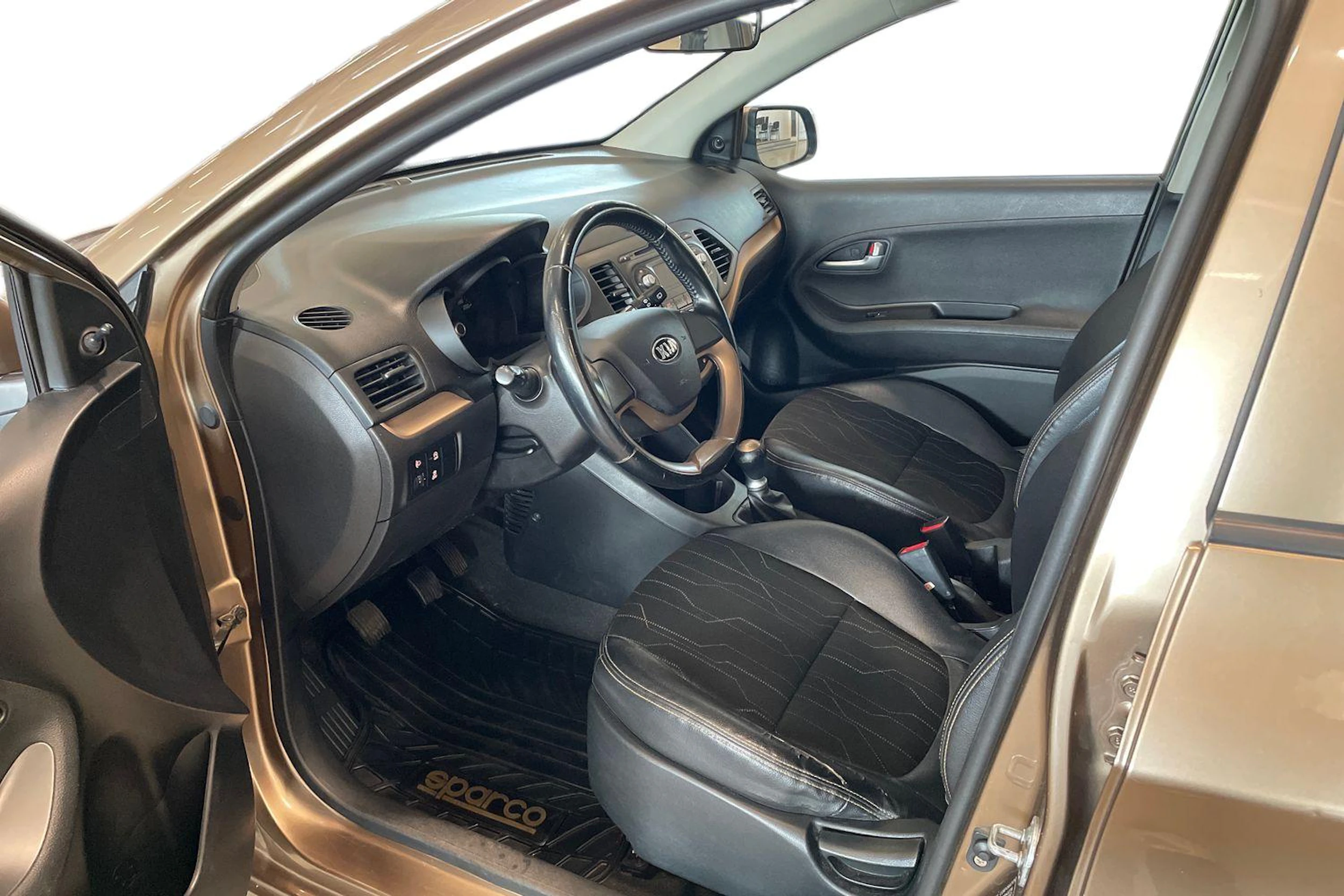 ruskea (beige) Kia Picanto 2014 kuva 6.