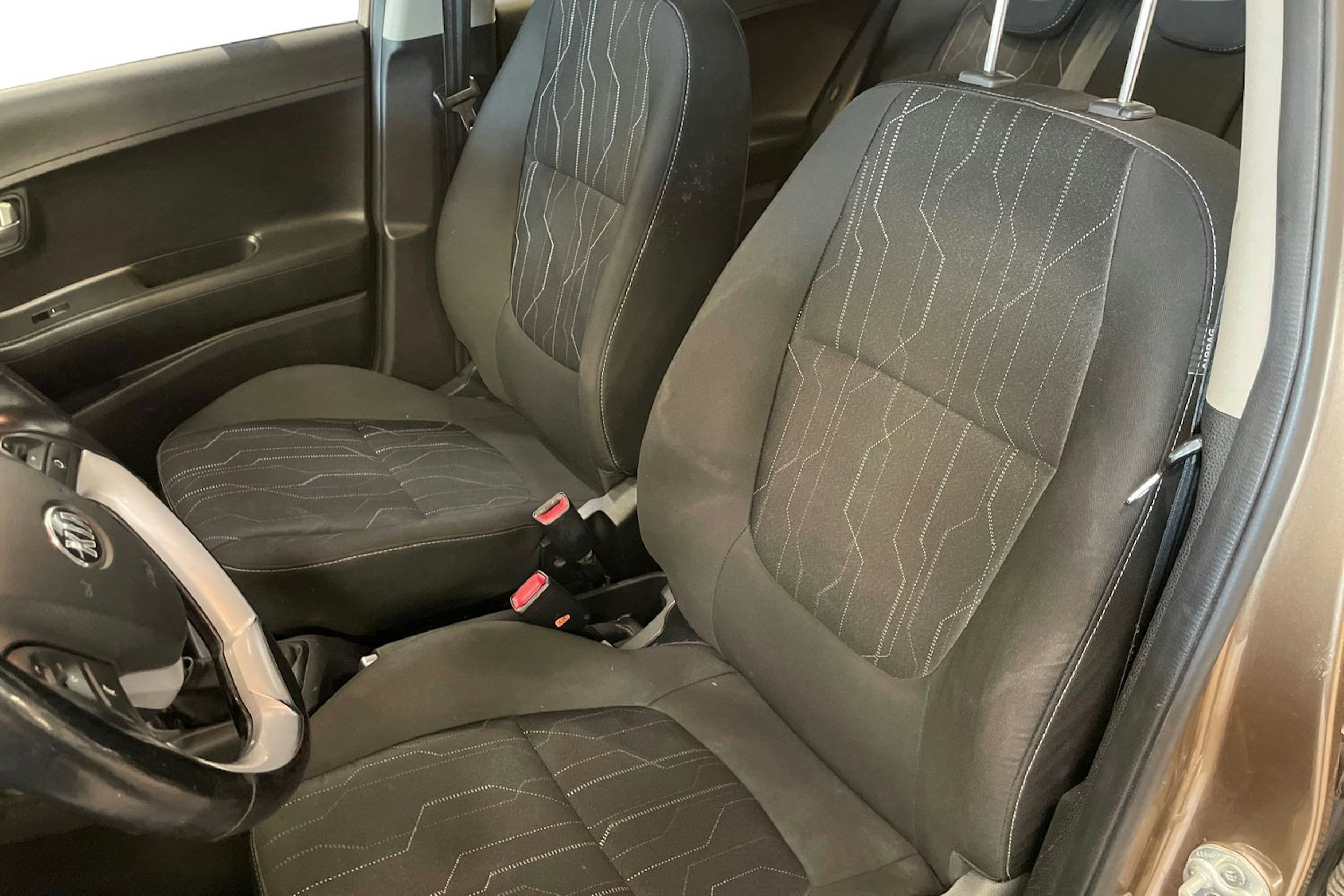 Ruskea (beige) Kia Picanto 2014 kuva 10.