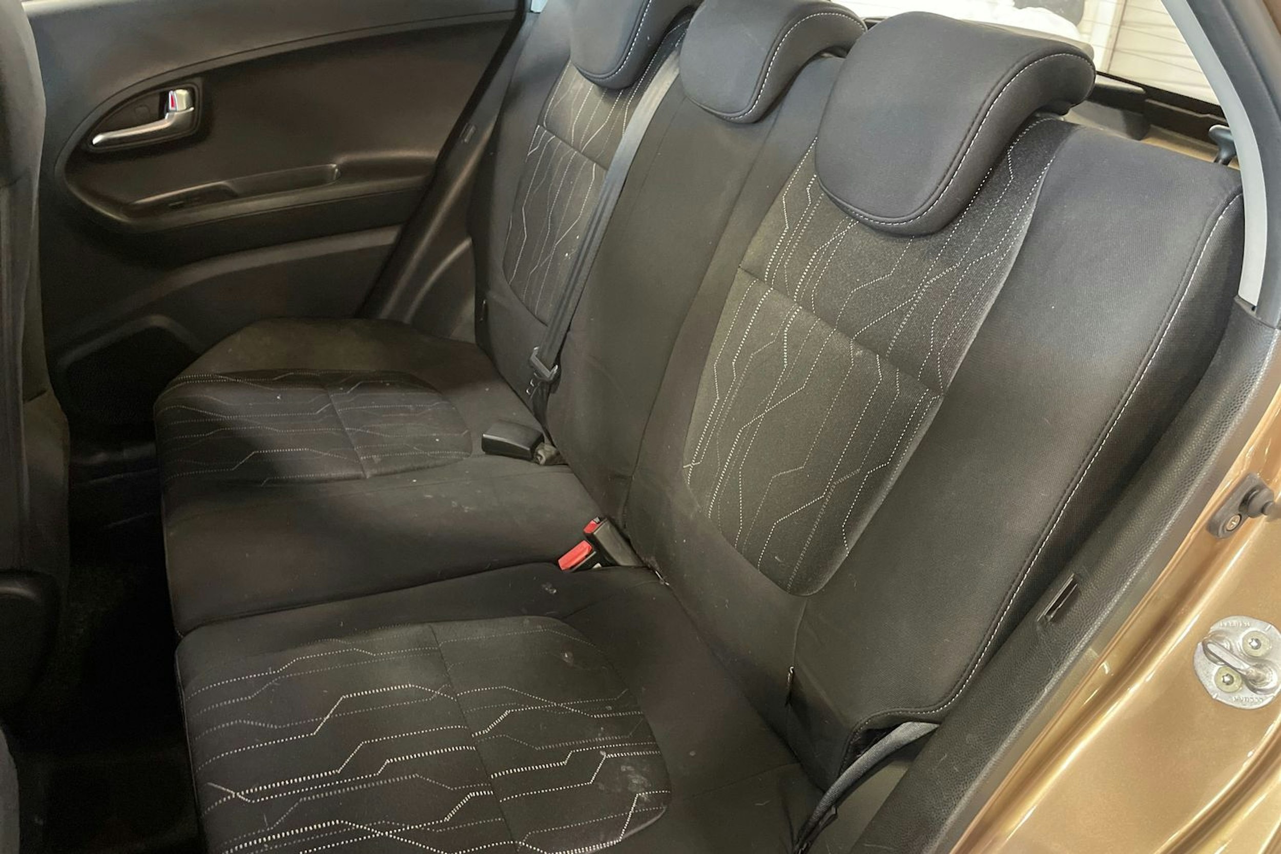 Ruskea (beige) Kia Picanto 2014 kuva 14.