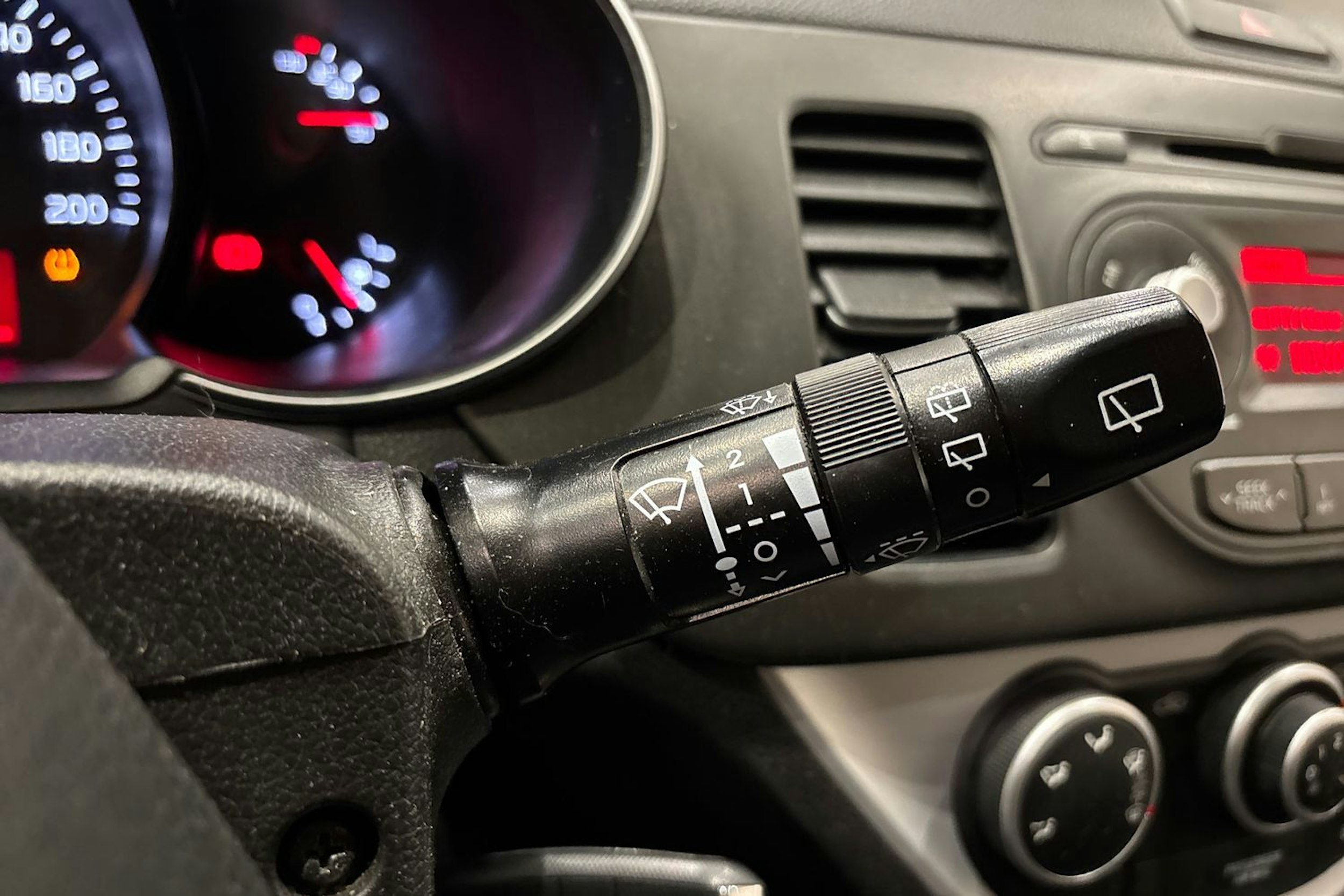 harmaa Kia Picanto 2016 kuva 18.