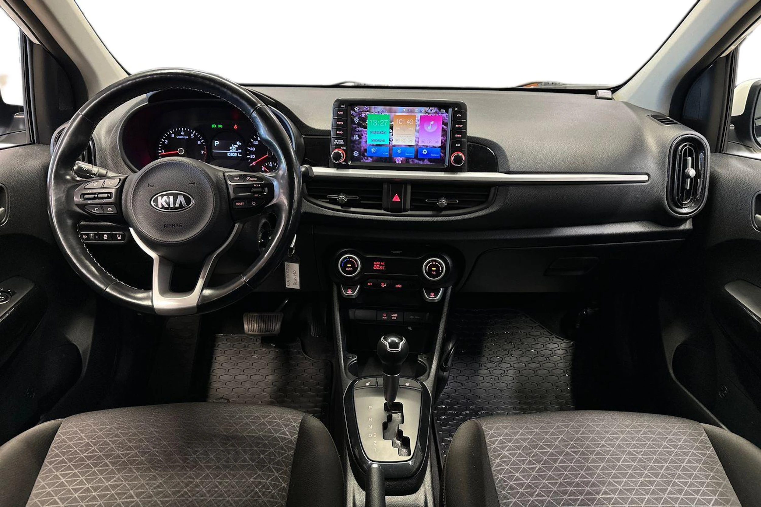 valkoinen Kia Picanto 2018 kuva 7.