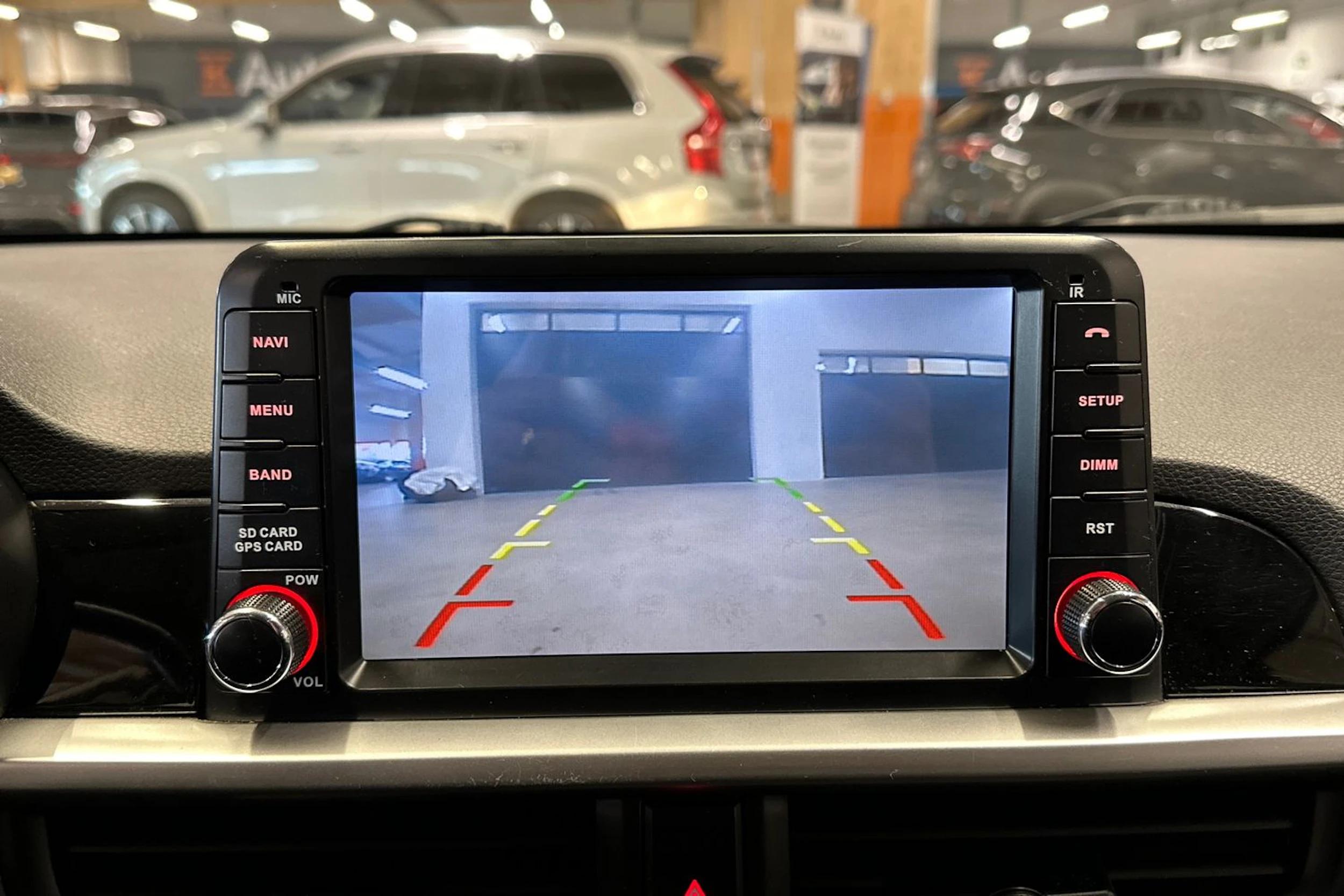 valkoinen Kia Picanto 2018 kuva 12.