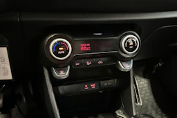 valkoinen Kia Picanto 2018 kuva 15.