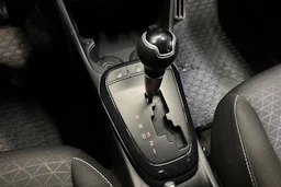 valkoinen Kia Picanto 2018 kuva 17.