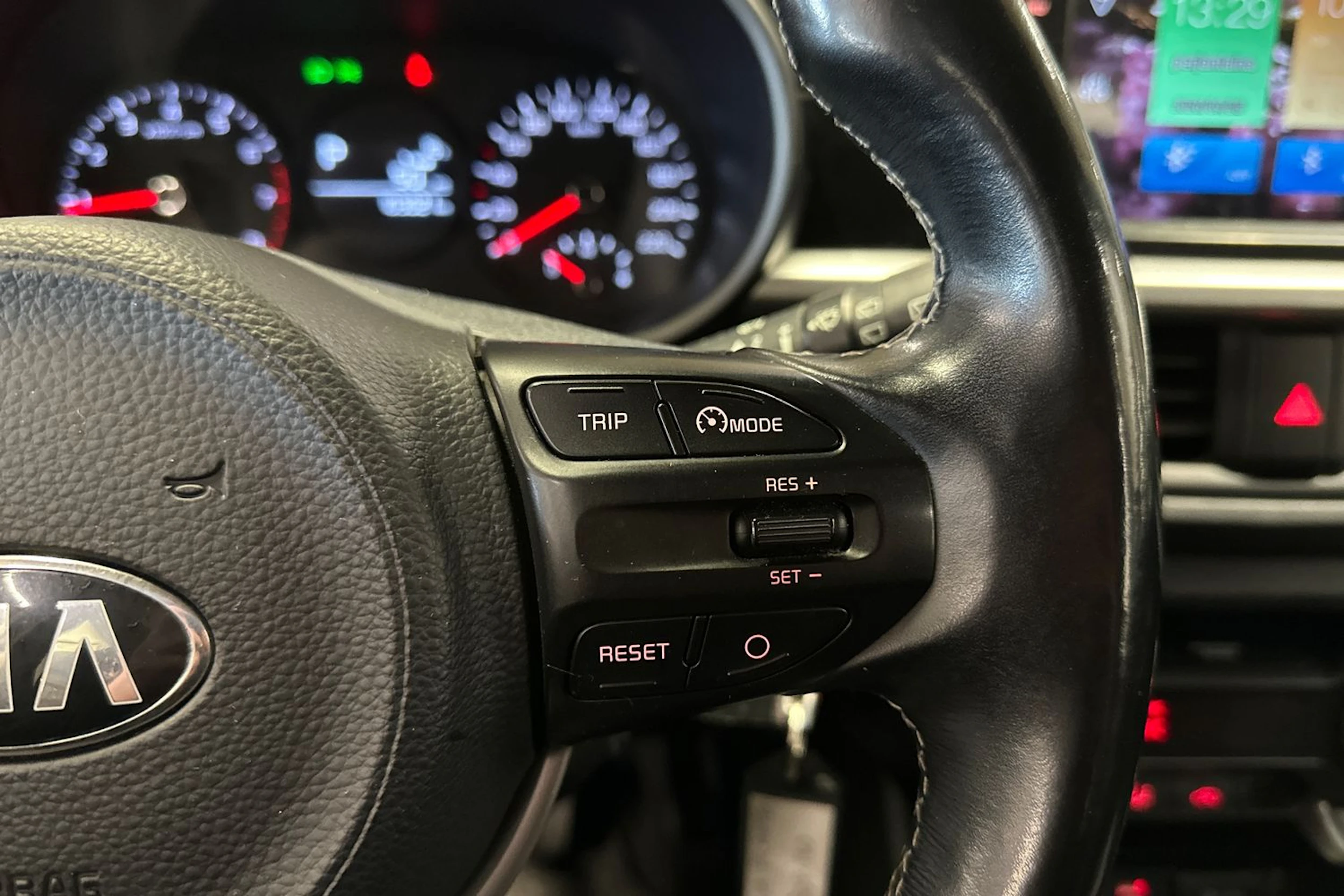 valkoinen Kia Picanto 2018 kuva 20.