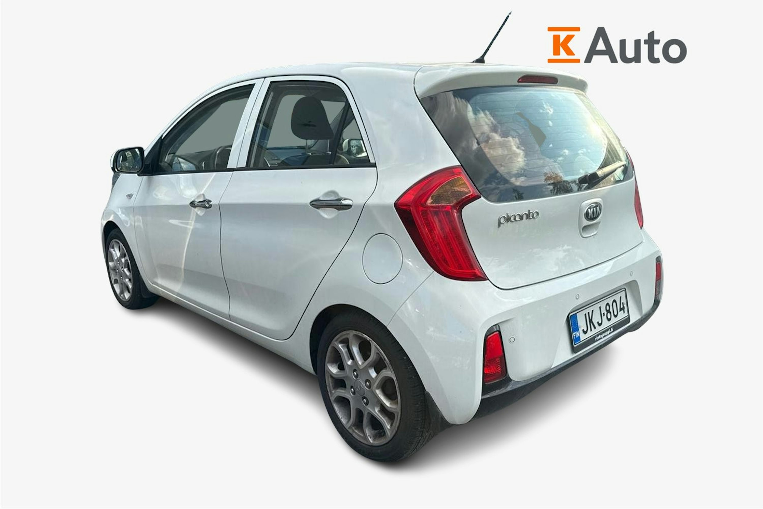 valkoinen Kia Picanto 2017 kuva 2.
