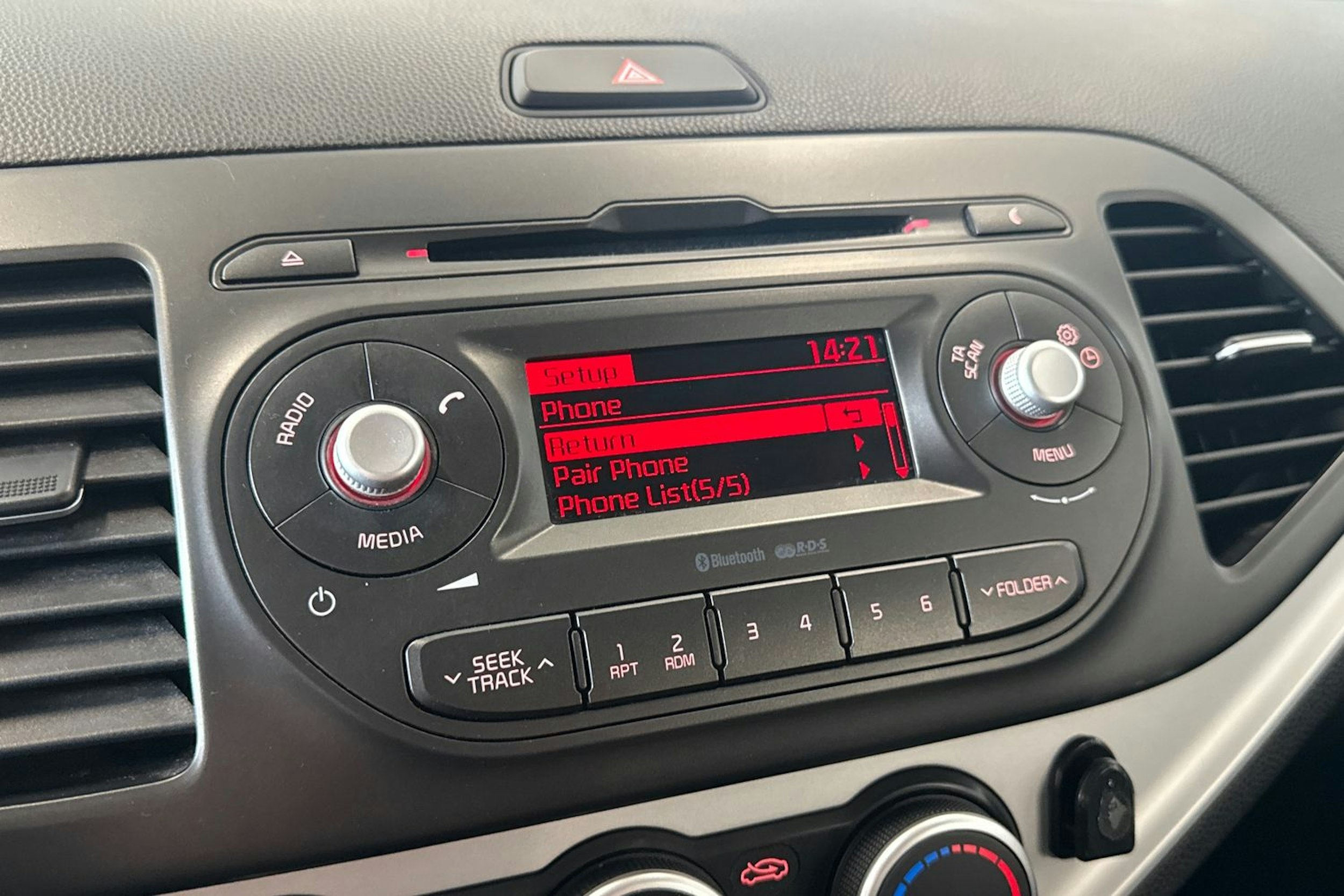 valkoinen Kia Picanto 2017 kuva 20.