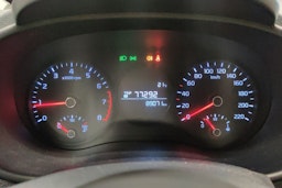 punainen Kia Picanto 2018 kuva 16.