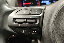 punainen Kia Picanto 2018 kuva 20.