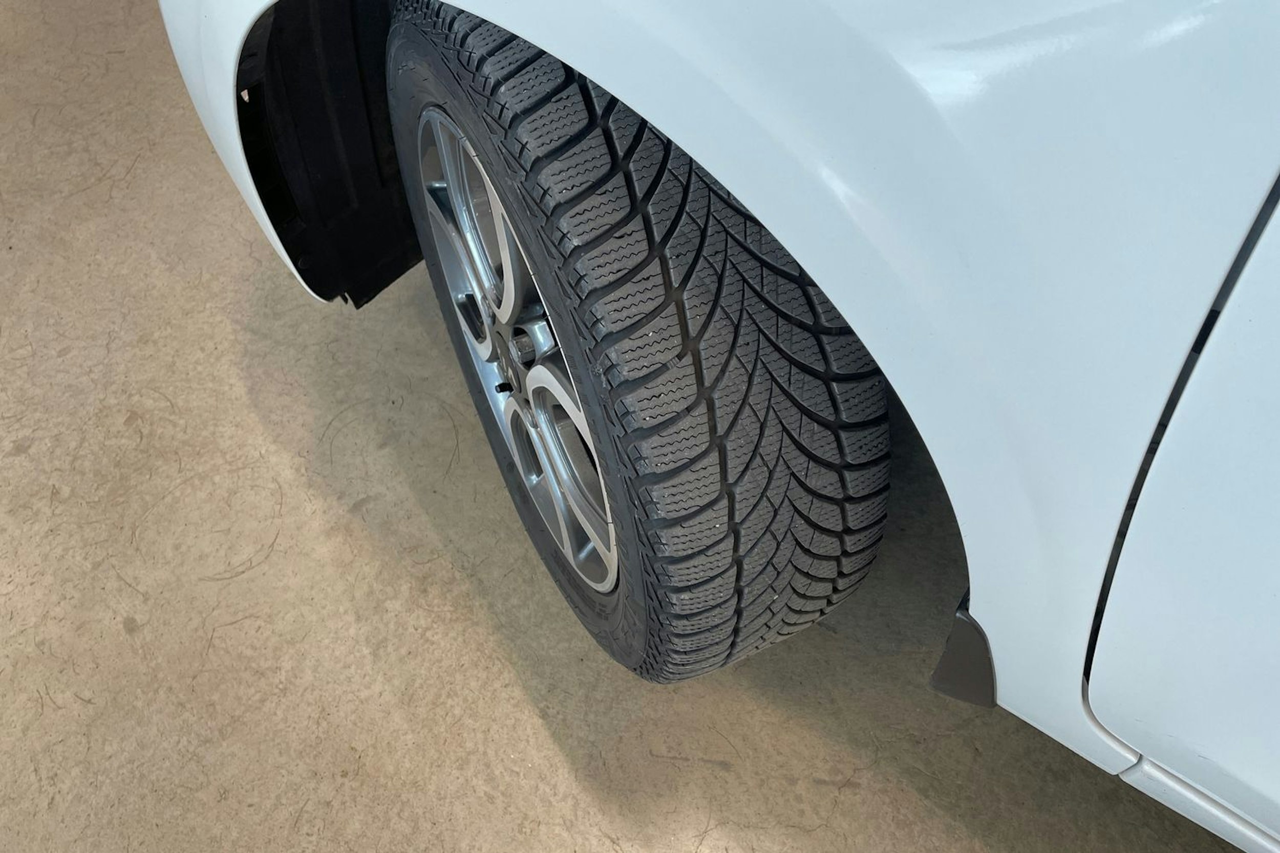 valkoinen Kia Picanto 2018 kuva 13.