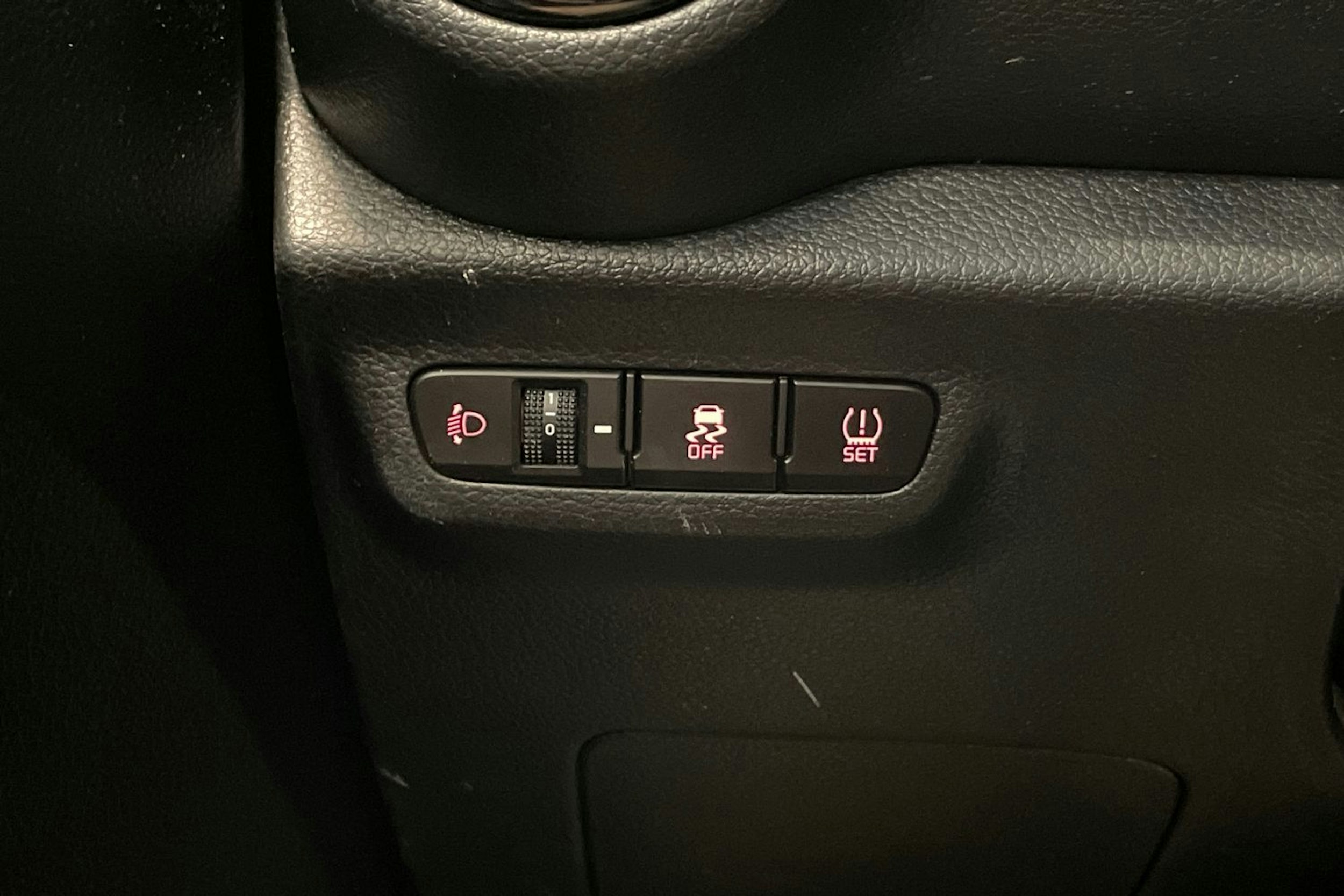 valkoinen Kia Picanto 2018 kuva 18.
