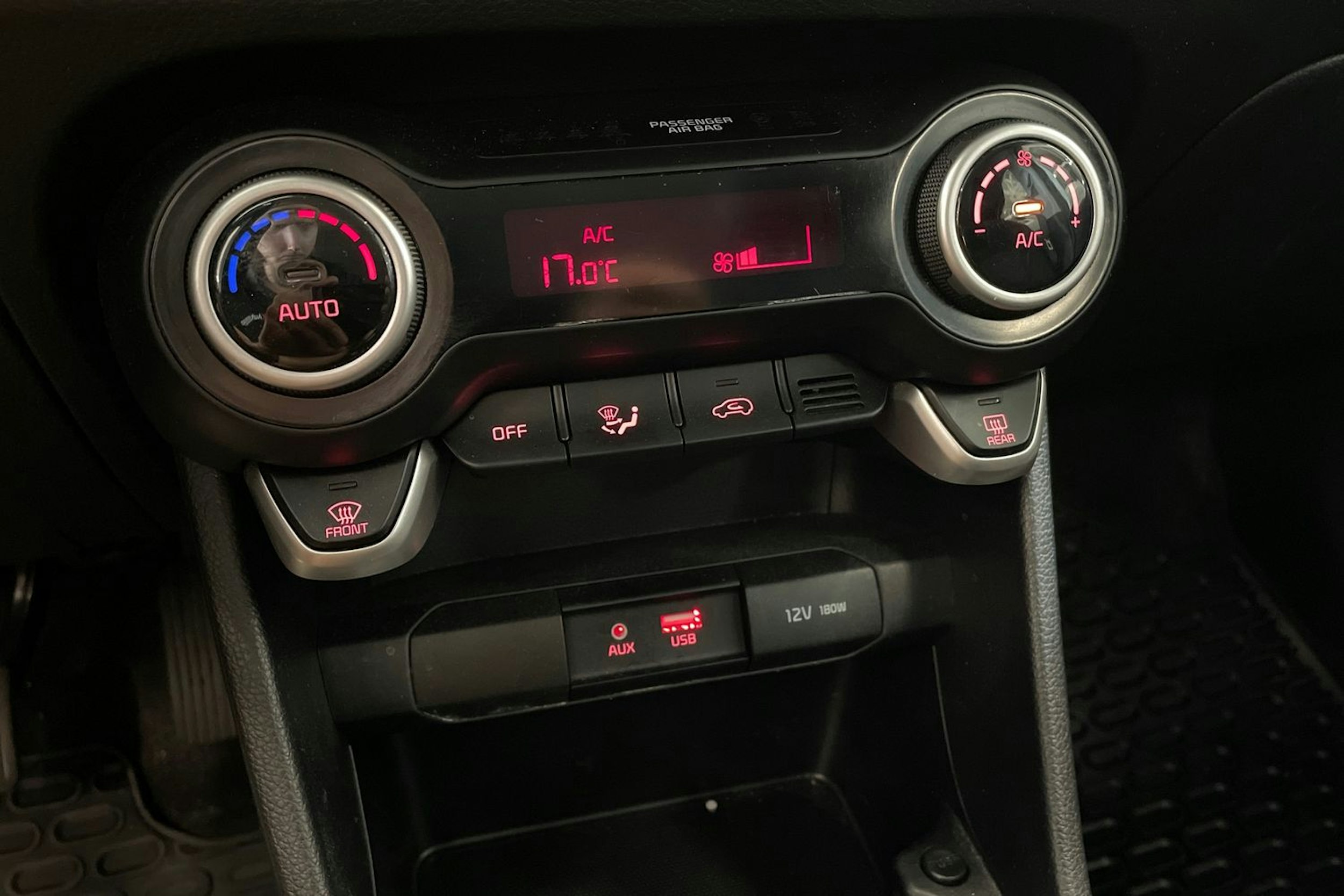 valkoinen Kia Picanto 2018 kuva 21.