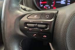valkoinen Kia Picanto 2019 kuva 19.