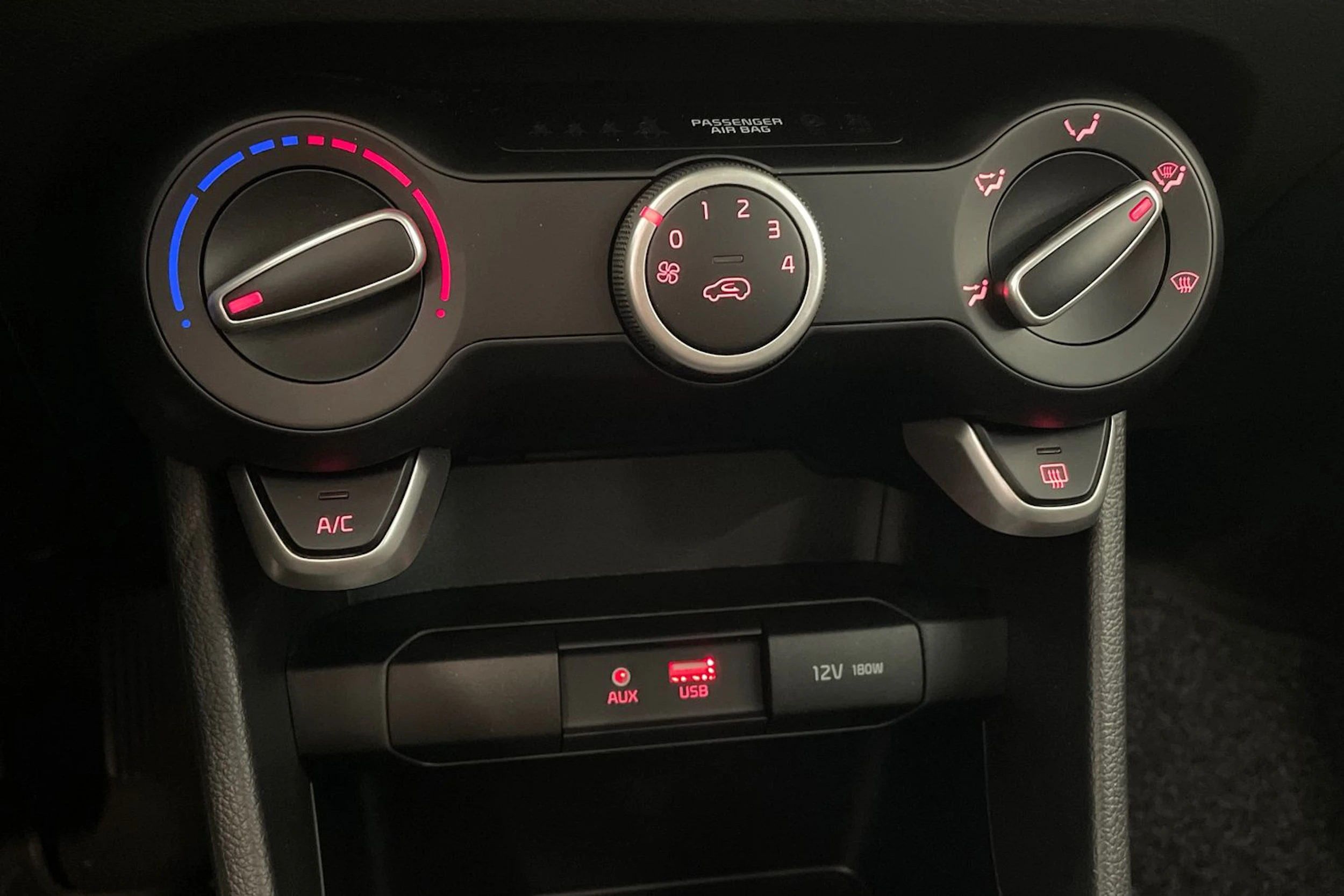 valkoinen Kia Picanto 2019 kuva 22.