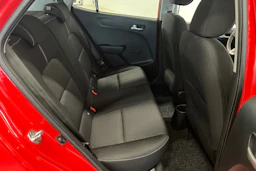 punainen Kia Picanto 2022 kuva 16.