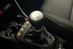 punainen Kia Picanto 2022 kuva 23.