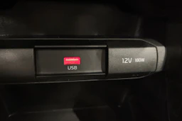 punainen Kia Picanto 2022 kuva 28.