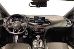 valkoinen Kia ProCeed 2019 kuva 9.