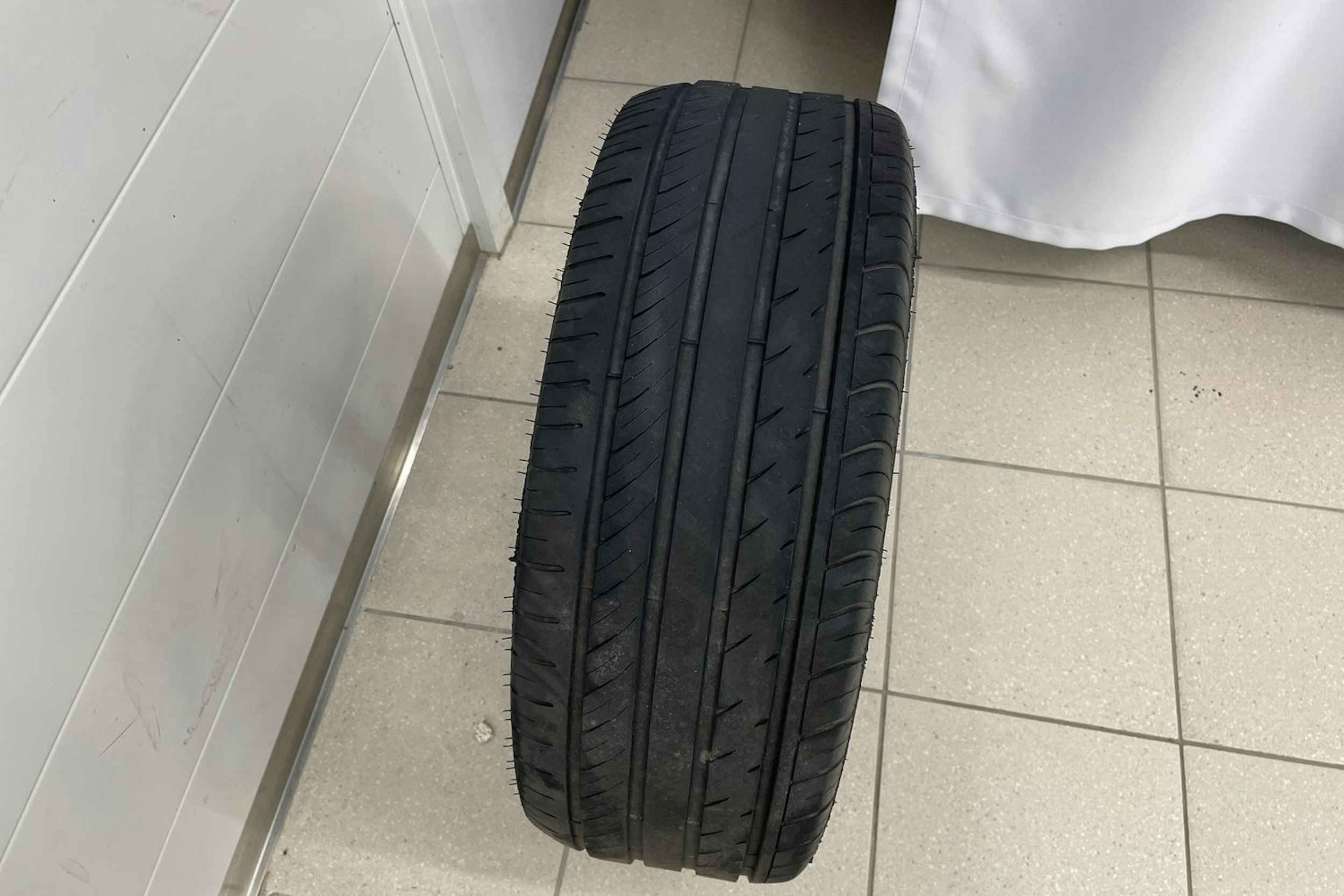 valkoinen Kia ProCeed 2019 kuva 24.