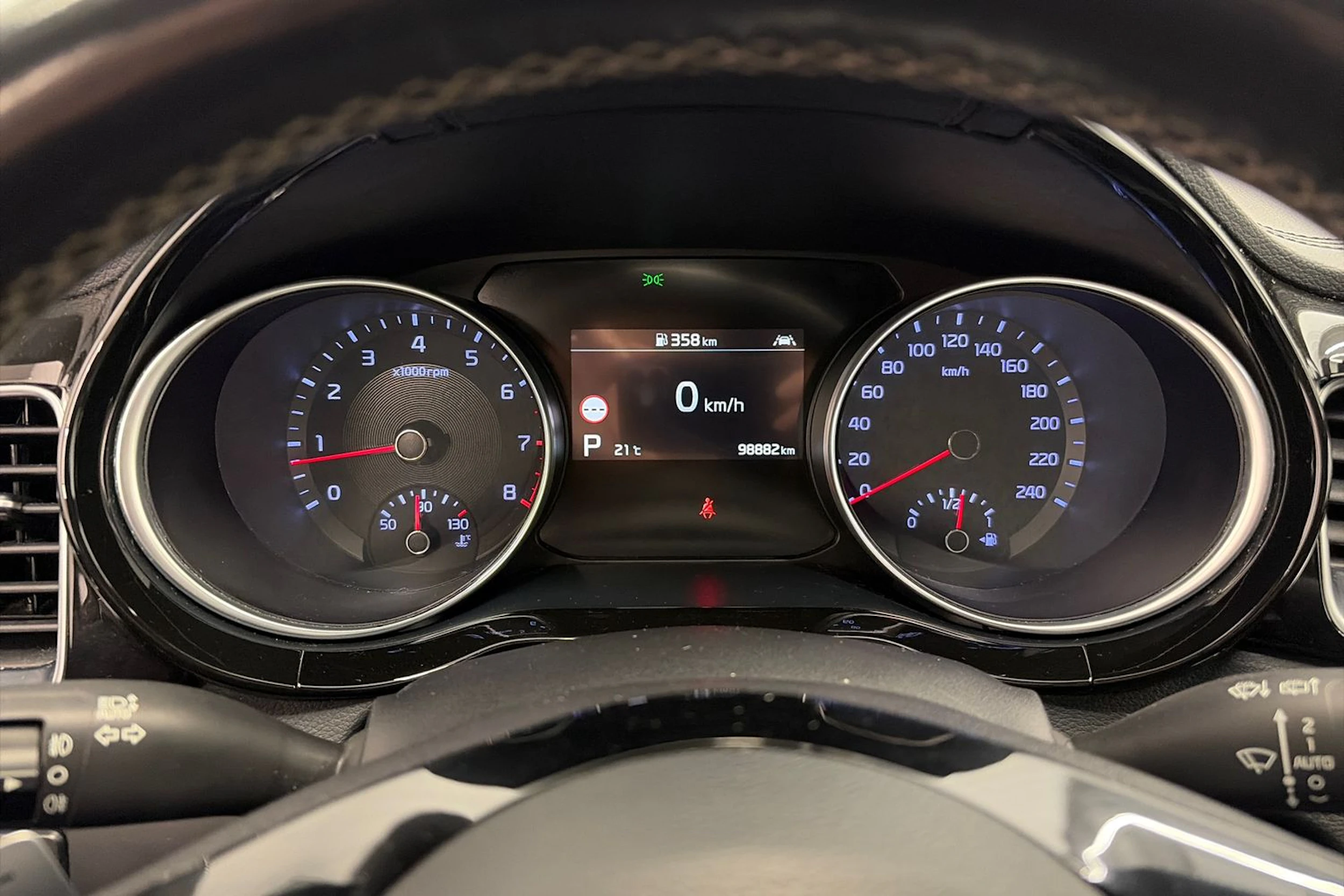 sininen Kia ProCeed 2019 kuva 17.