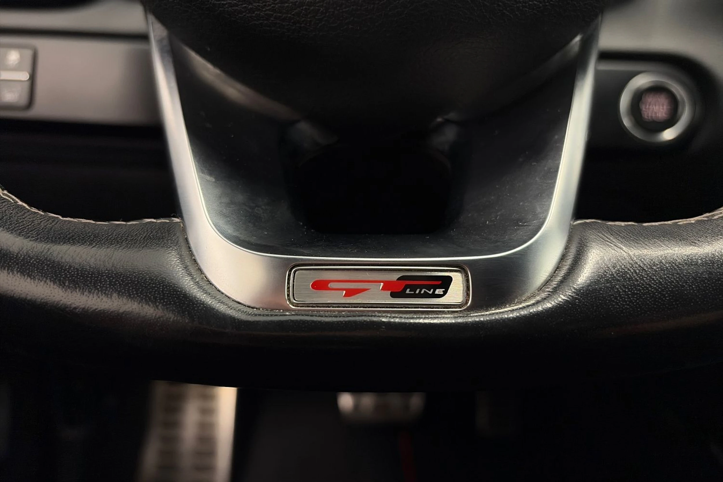 sininen Kia ProCeed 2019 kuva 20.