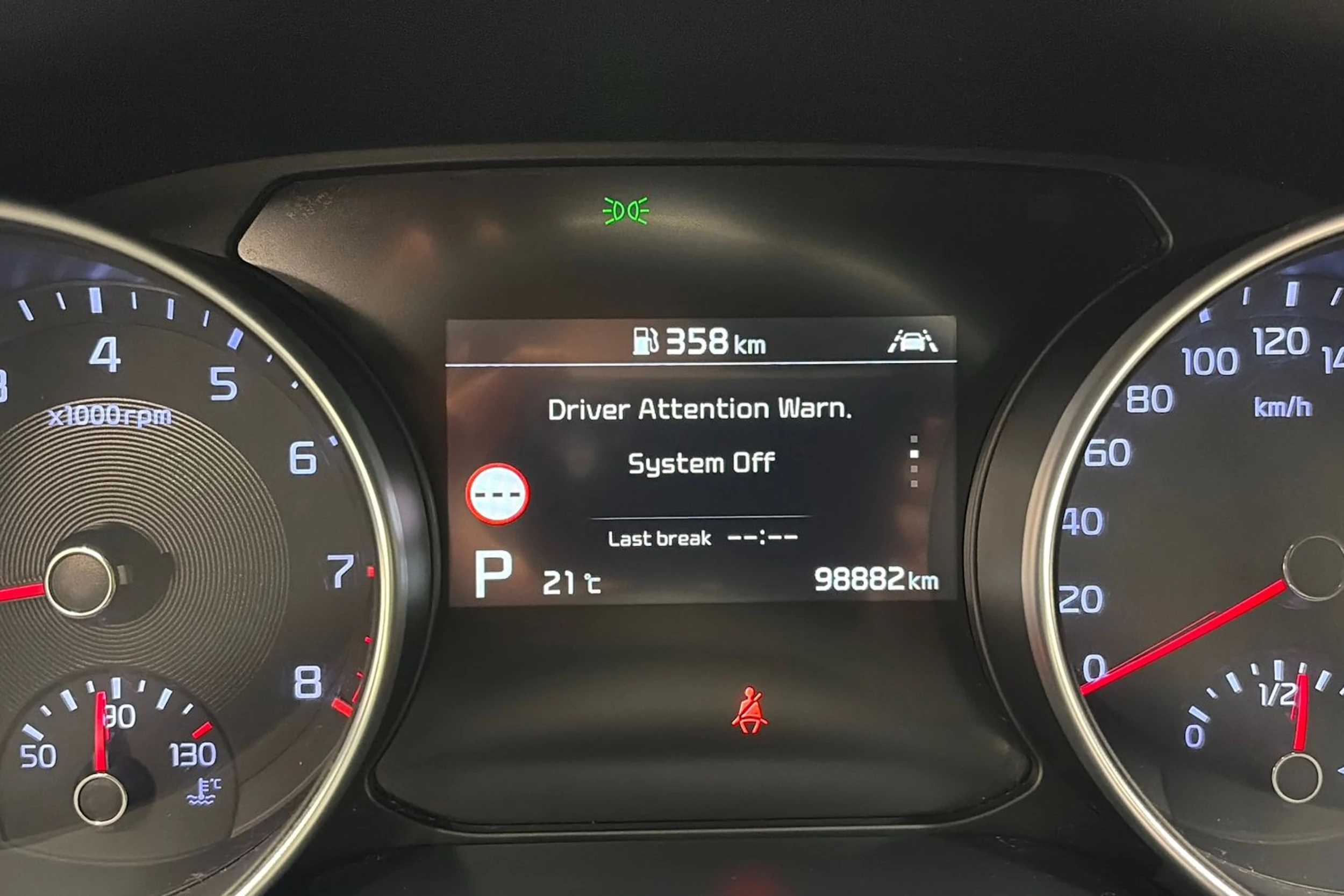 sininen Kia ProCeed 2019 kuva 26.