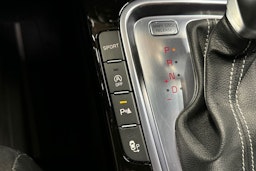 punainen Kia ProCeed 2019 kuva 27.