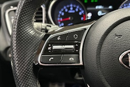 punainen Kia ProCeed 2019 kuva 30.