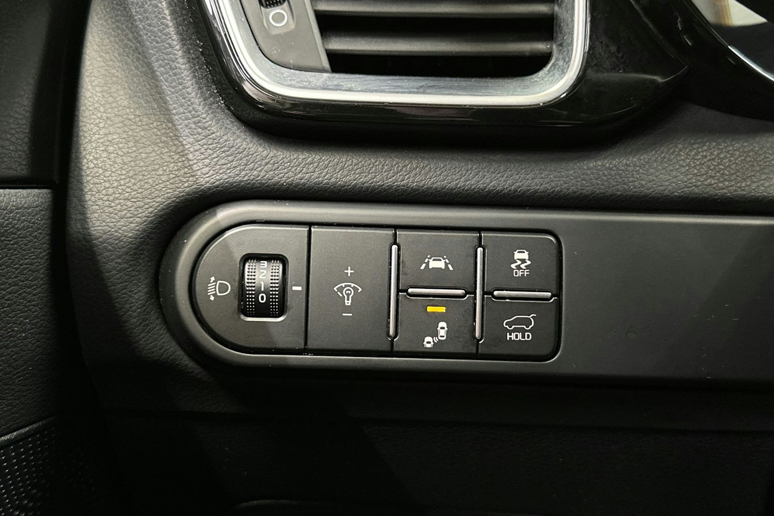punainen Kia ProCeed 2019 kuva 32.