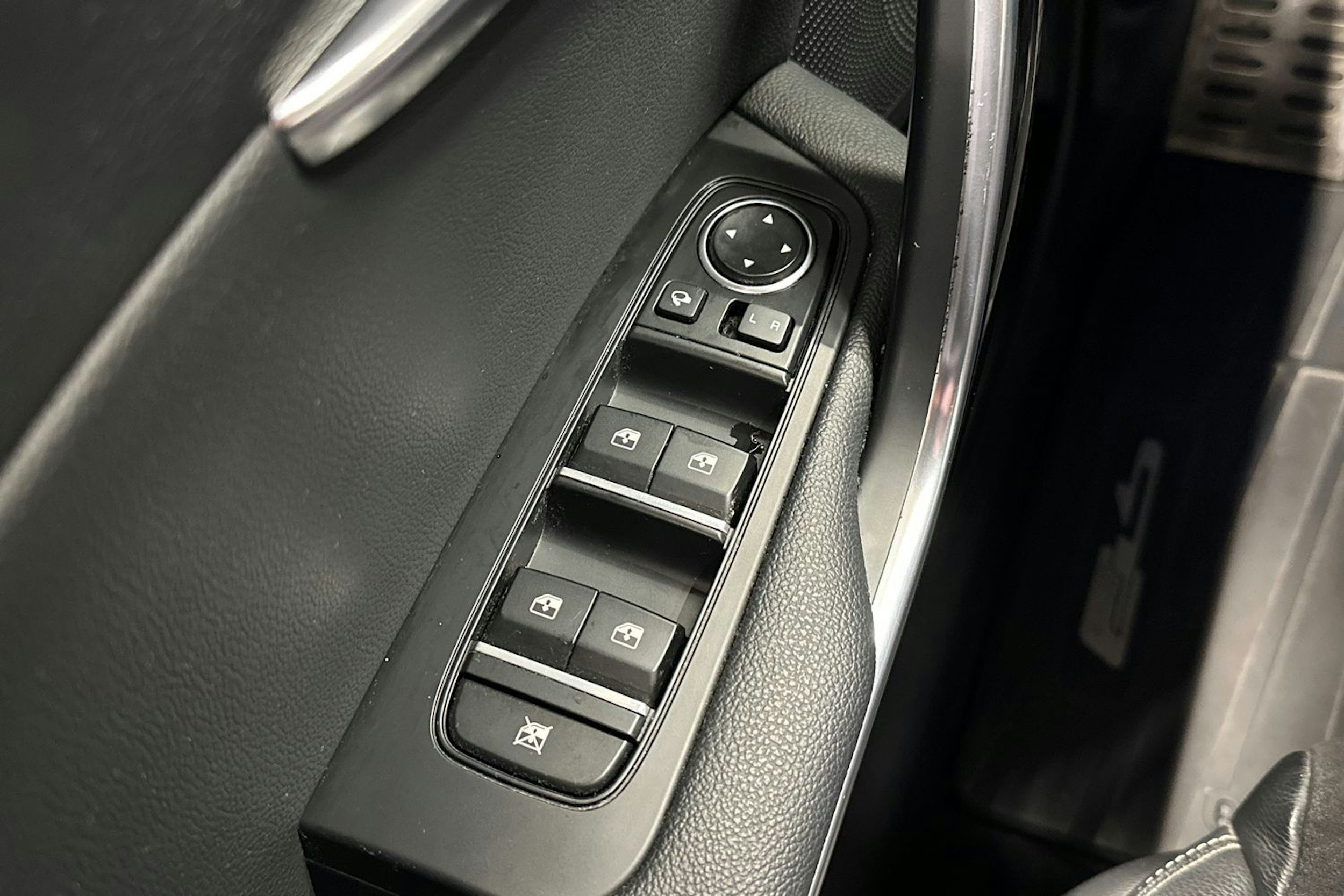 punainen Kia ProCeed 2019 kuva 34.