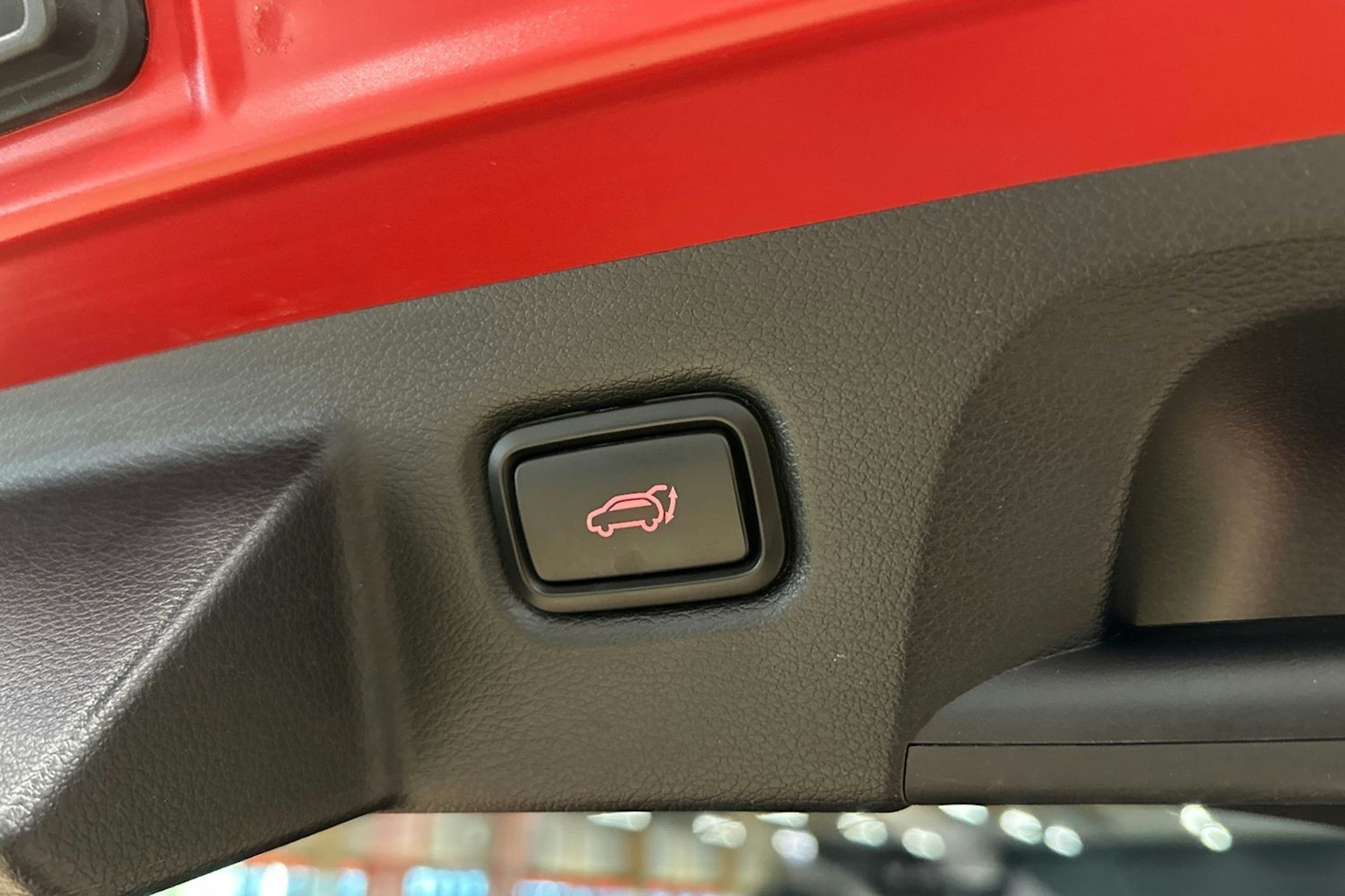punainen Kia ProCeed 2019 kuva 39.