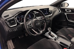 sininen Kia ProCeed 2019 kuva 7.