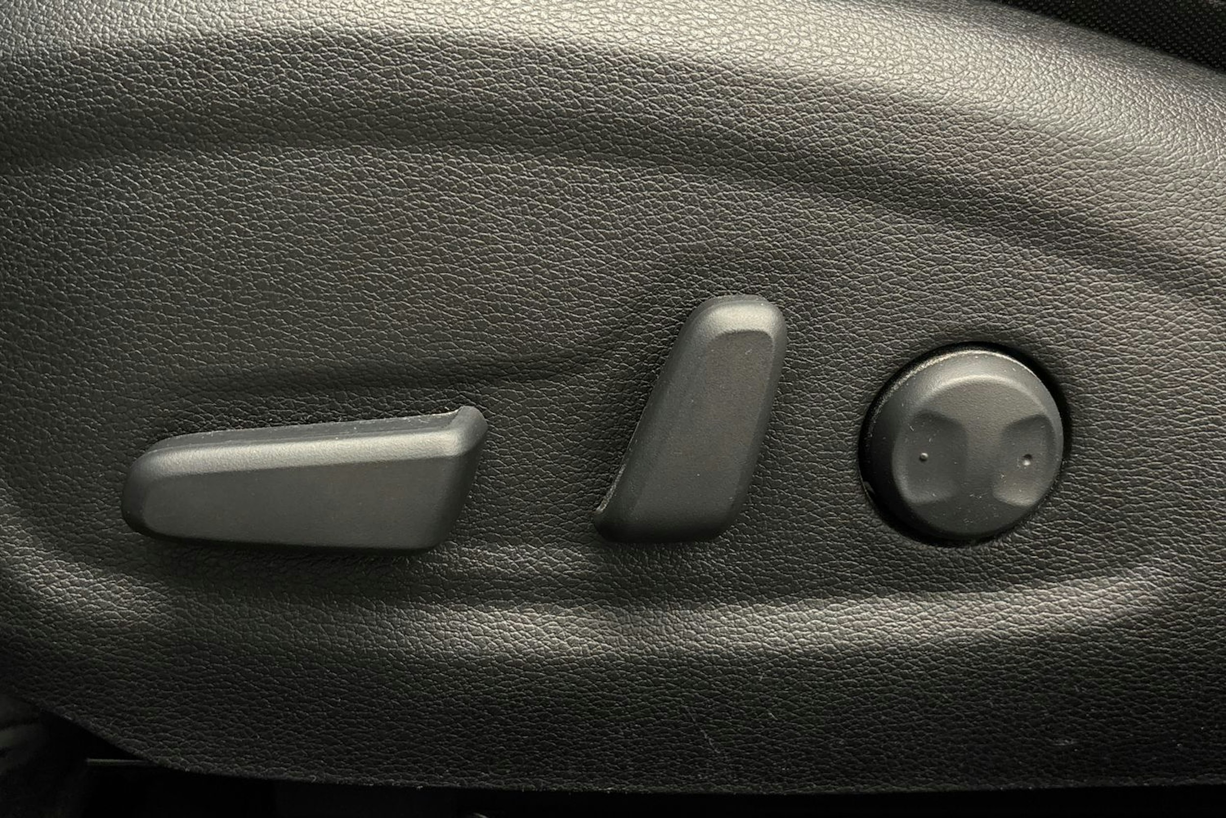 sininen Kia ProCeed 2019 kuva 15.