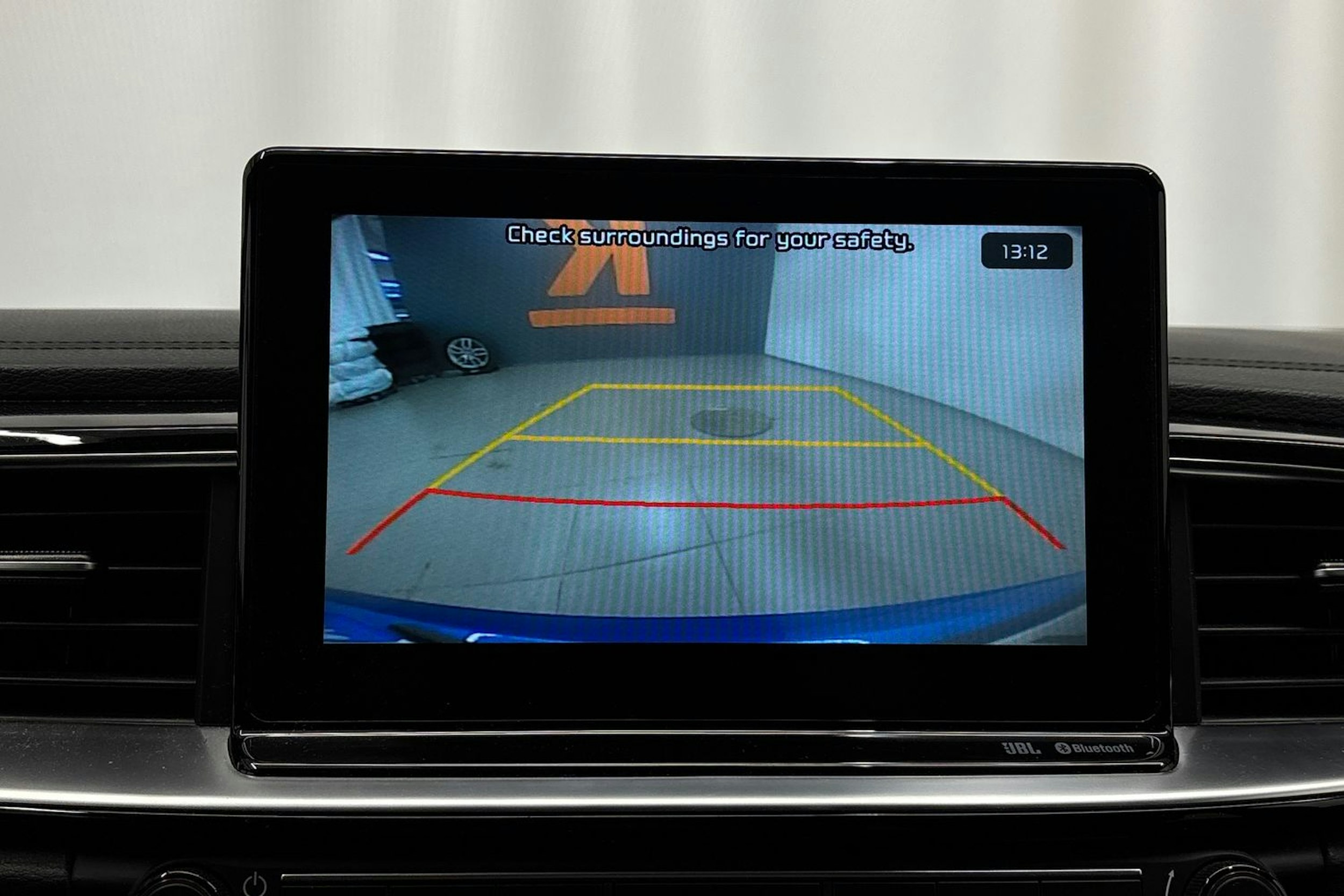 sininen Kia ProCeed 2019 kuva 20.