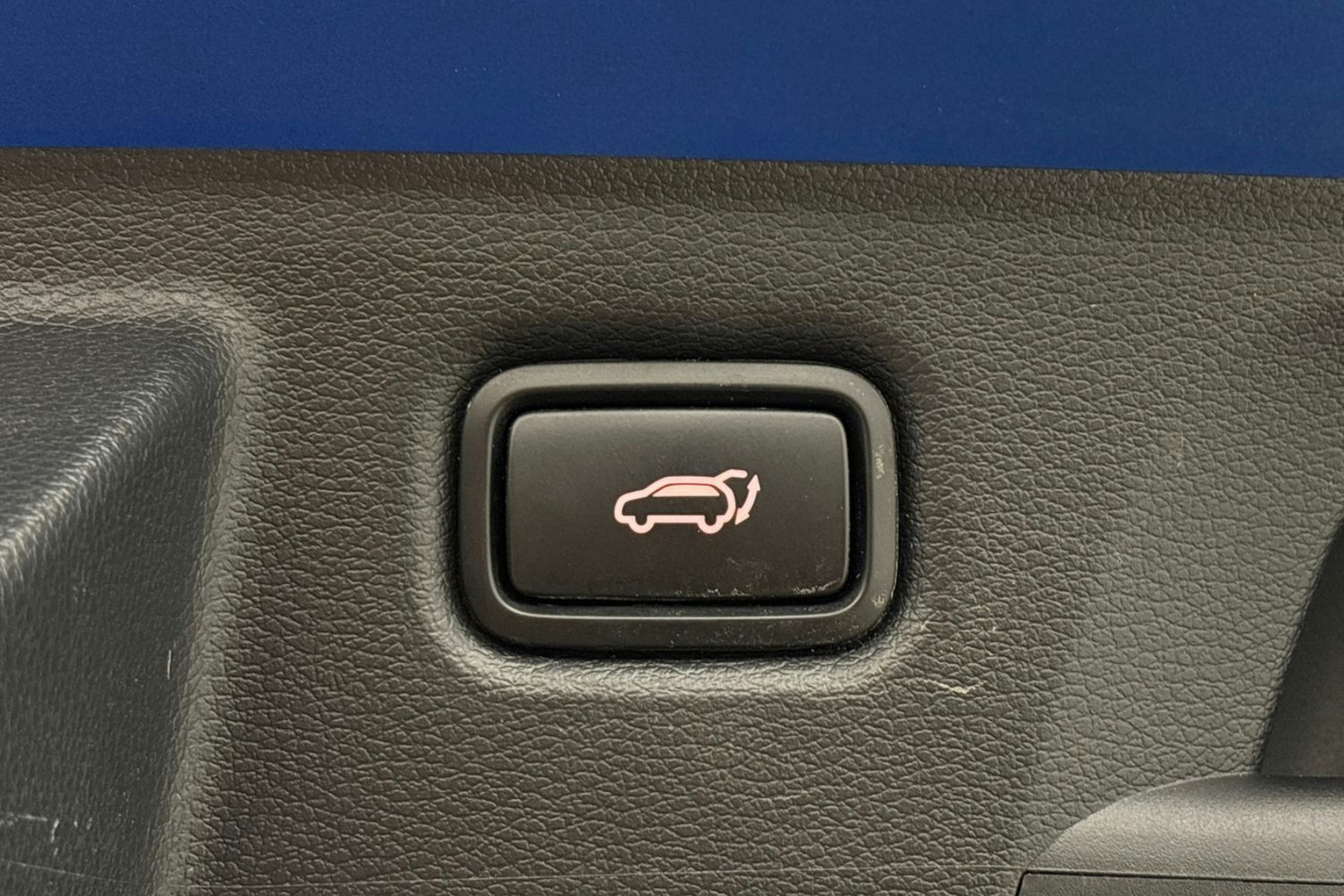 sininen Kia ProCeed 2019 kuva 27.