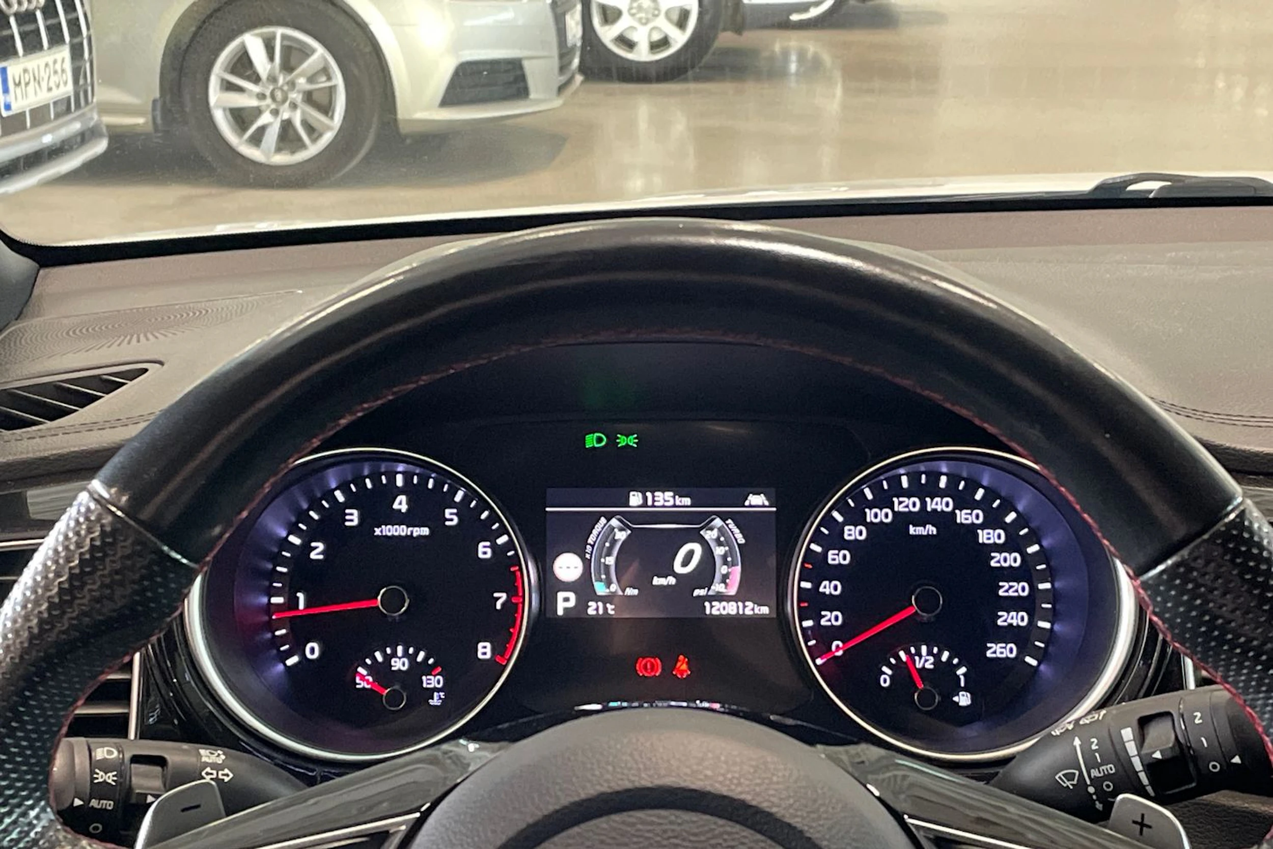 valkoinen Kia ProCeed 2019 kuva 16.