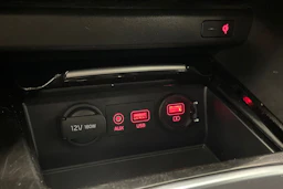 valkoinen Kia ProCeed 2019 kuva 28.
