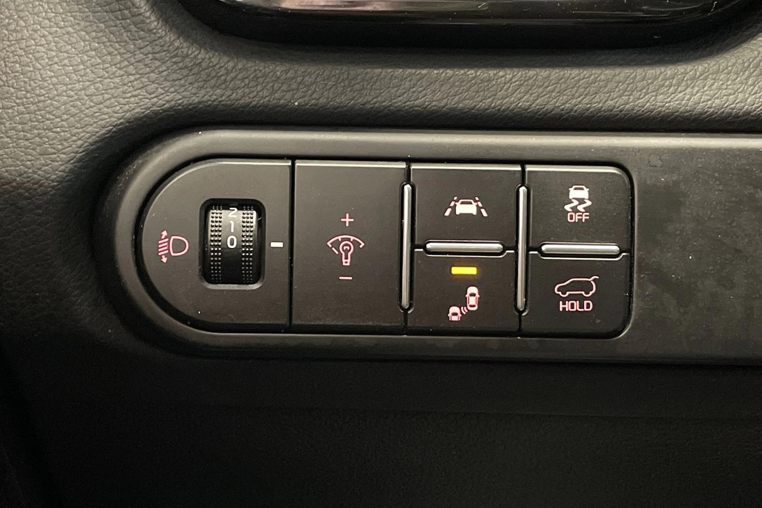 valkoinen Kia ProCeed 2019 kuva 30.