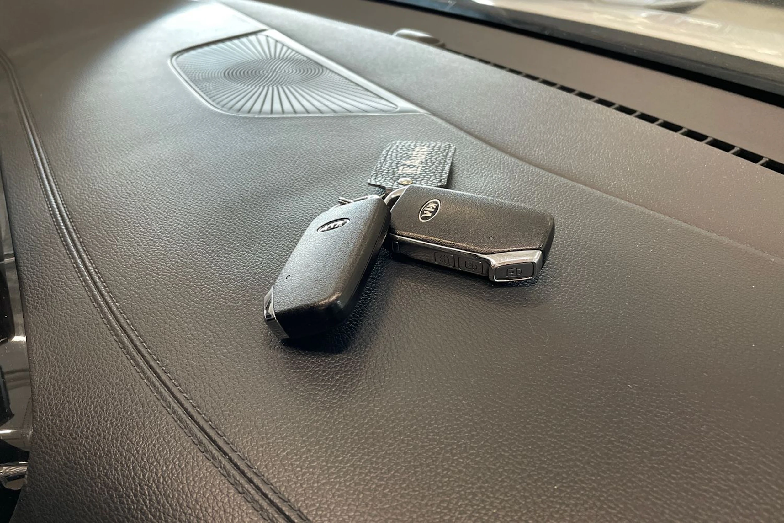 valkoinen Kia ProCeed 2019 kuva 38.