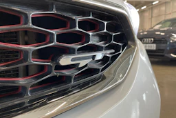 valkoinen Kia ProCeed 2019 kuva 40.