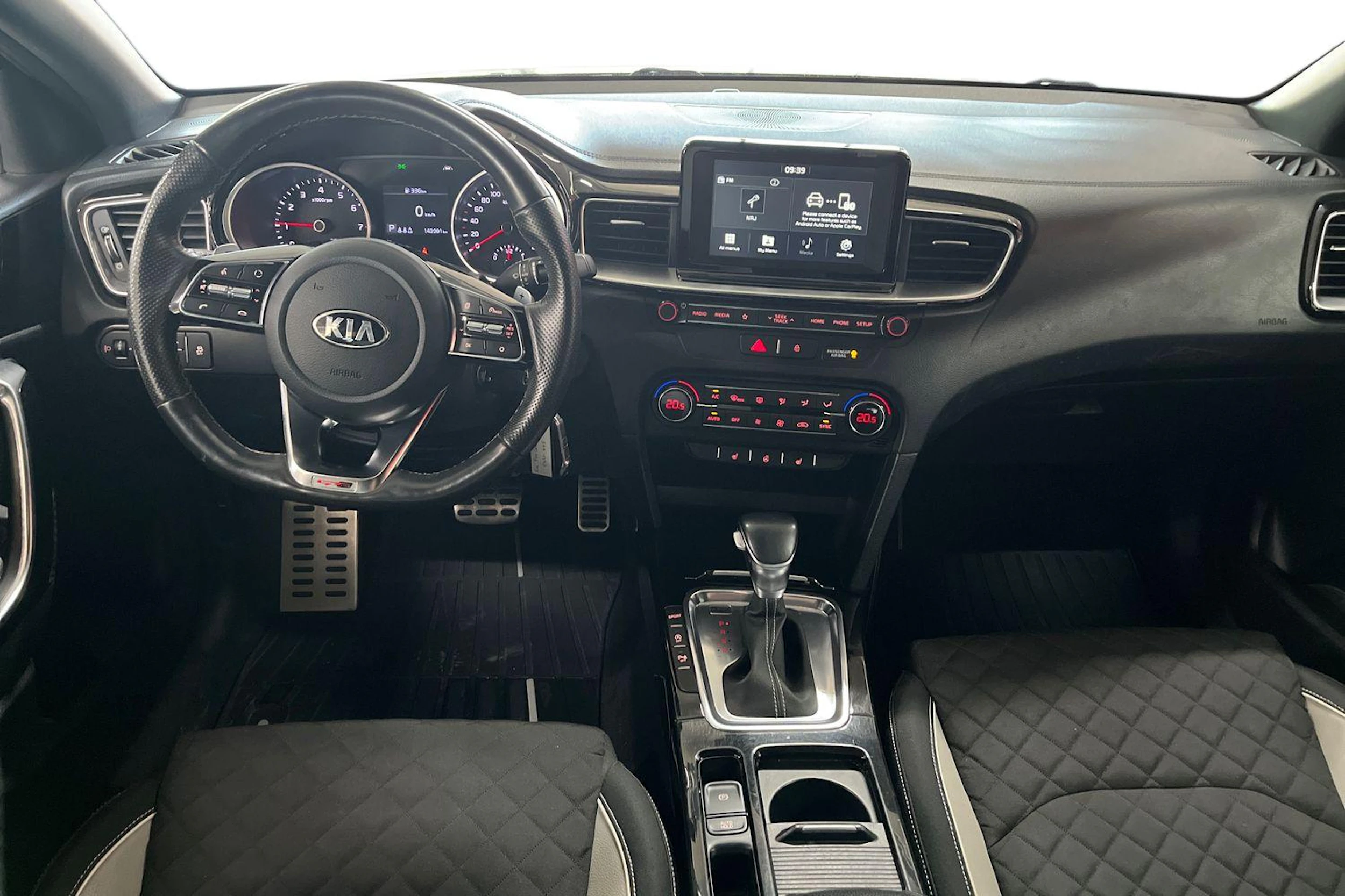Hopea Kia ProCeed 2019 kuva 9.