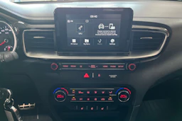 Hopea Kia ProCeed 2019 kuva 16.