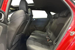 punainen Kia ProCeed 2020 kuva 8.
