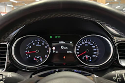 punainen Kia ProCeed 2020 kuva 23.