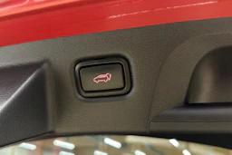 punainen Kia ProCeed 2020 kuva 30.