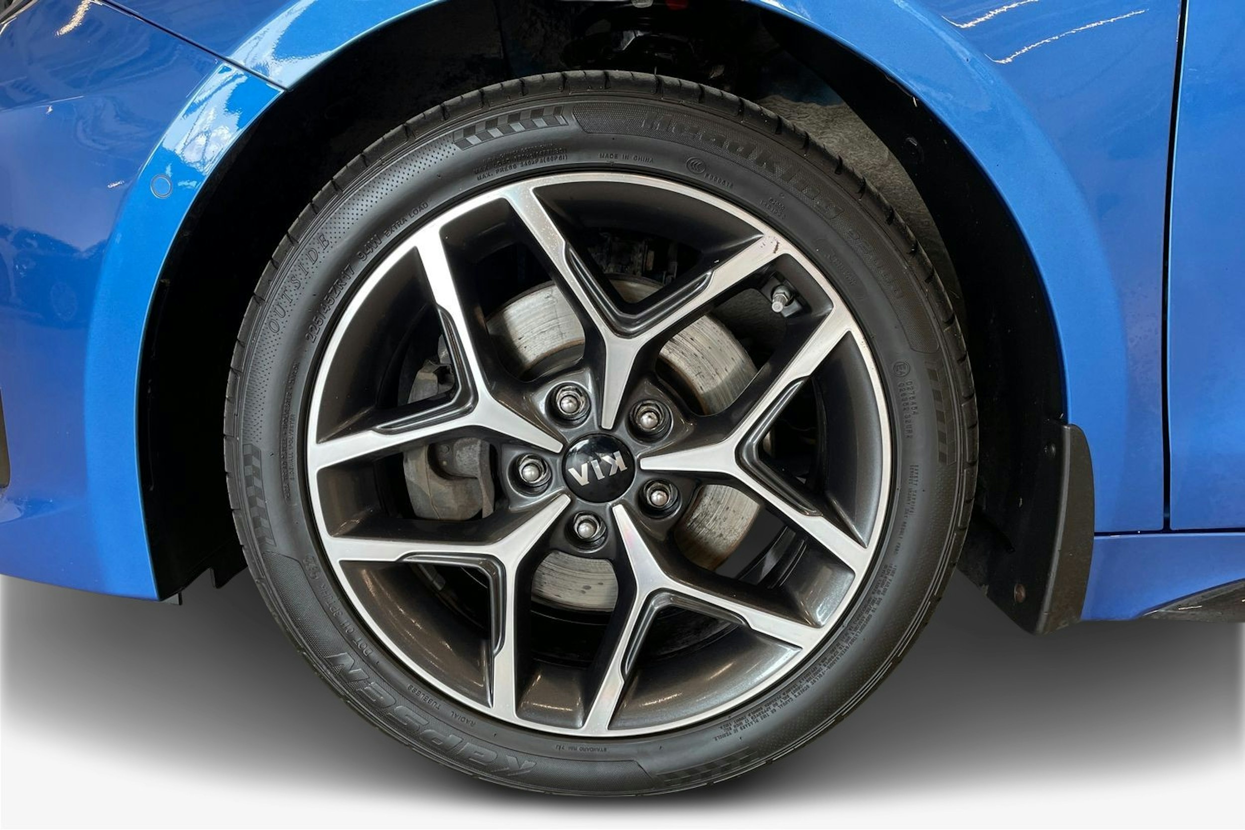 sininen Kia ProCeed 2020 kuva 11.