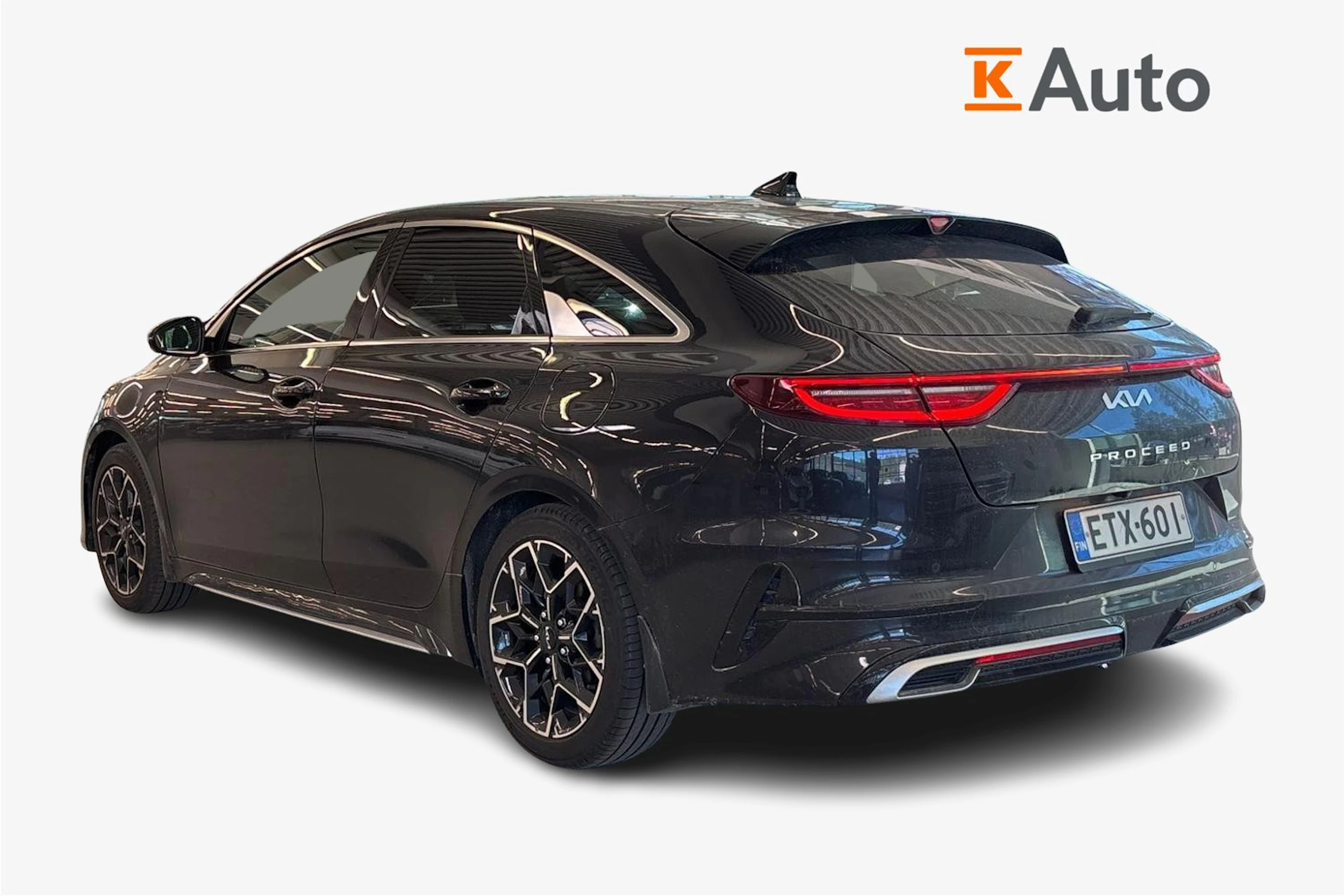 musta Kia ProCeed 2022 kuva 2.