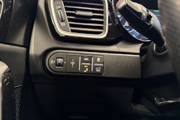 punainen Kia ProCeed 2022 kuva 18.