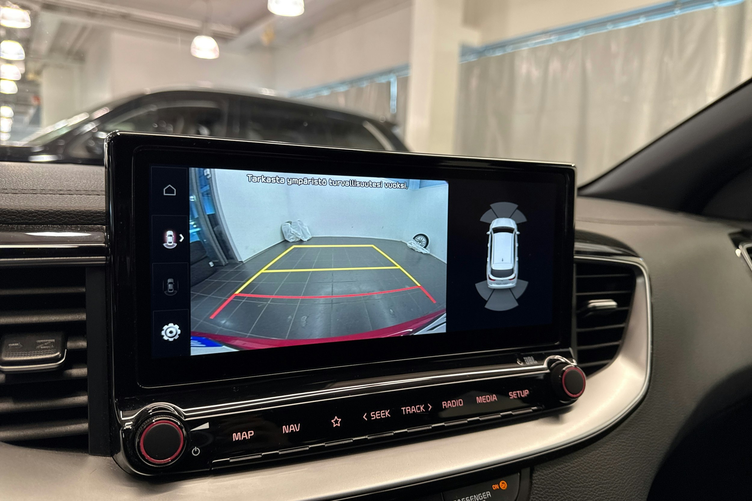 punainen Kia ProCeed 2022 kuva 22.